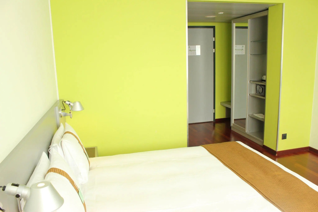 Holiday Inn Zurich - Messe by IHG - Chambres