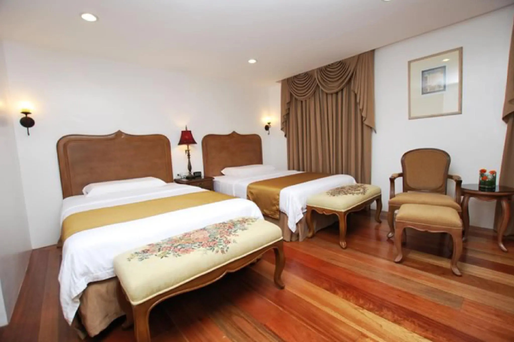 Executive Suite