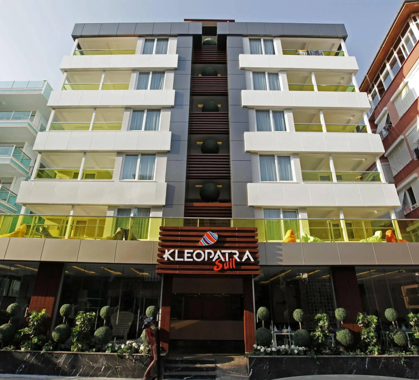 Kleopatra Suit Hotel — фото