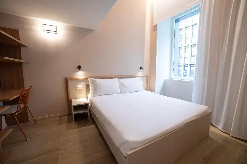 Deluxe Apartment with balcony