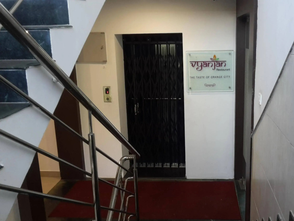 Hotel Flora Inn - фото 12