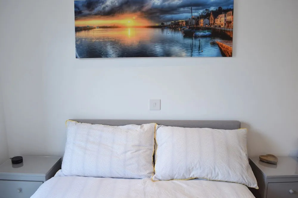 2 Bedroom Apartment in Canada Water