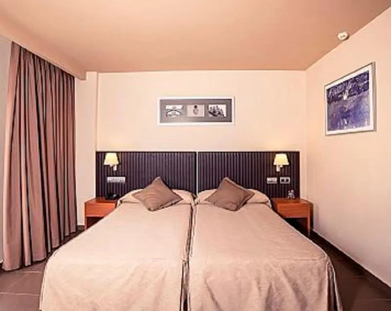 Iberik Hotel Balneari Rocallaura - Chambres