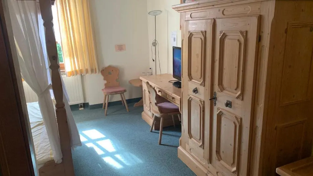 Standard Double room with garden view (full double bed)