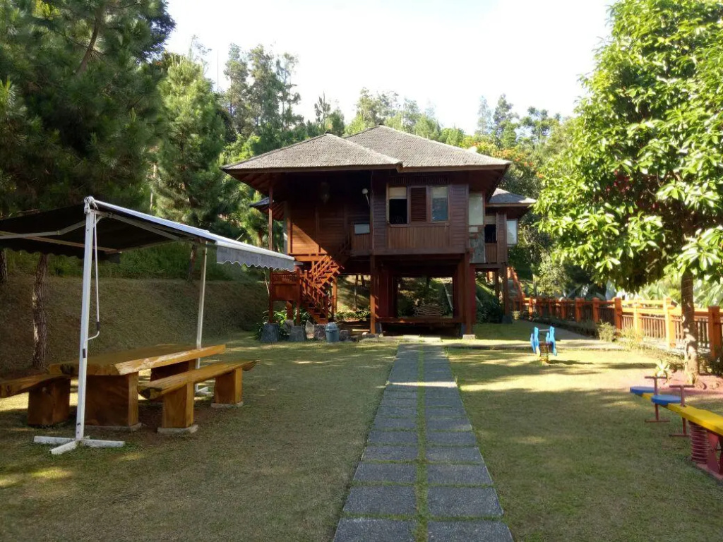 3 Bedrooms Family Villa