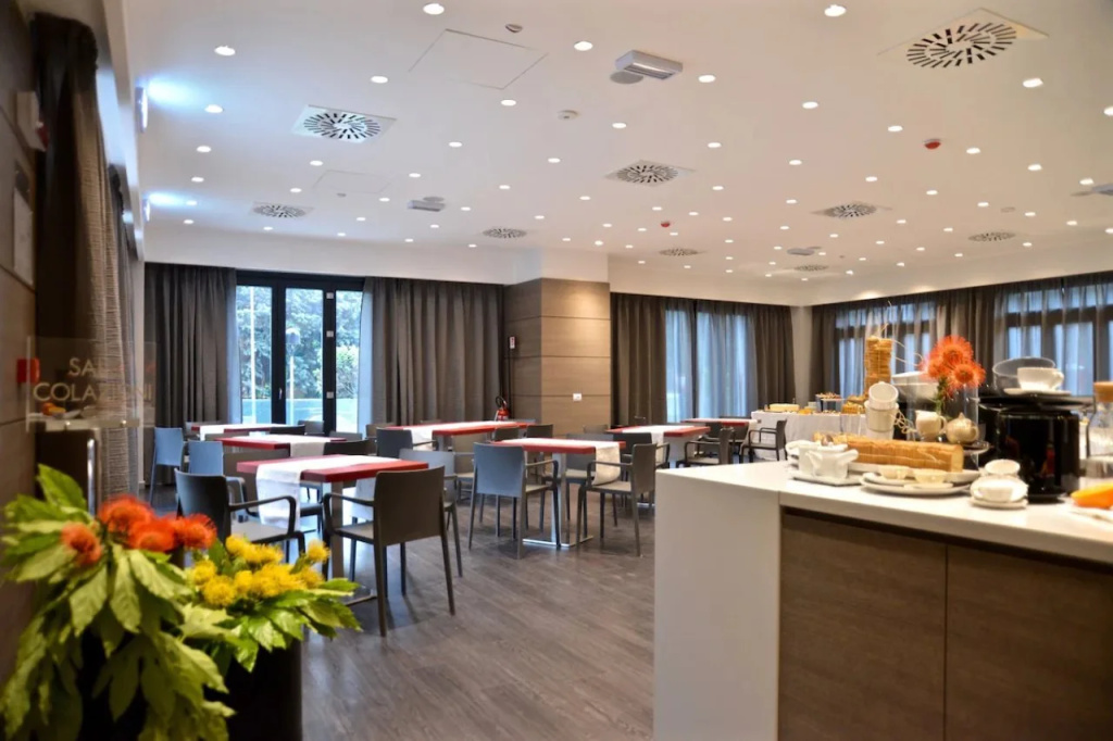Hotel photo 16