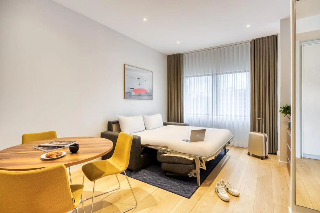 PREMIER SUITES PLUS Rotterdam - фото 36