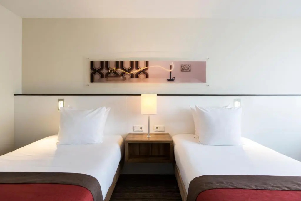 Holiday Inn Eindhoven Centre by IHG - Chambres