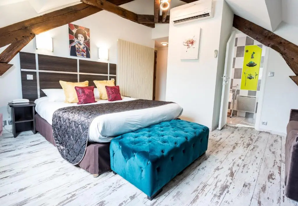 Superior room