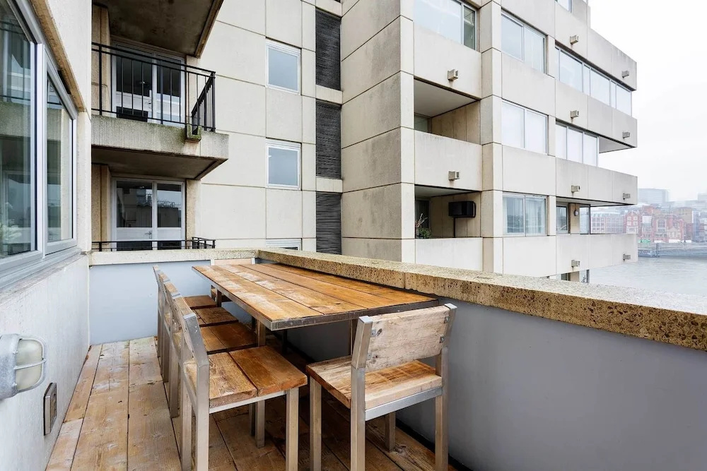 Rustic River Court - Général