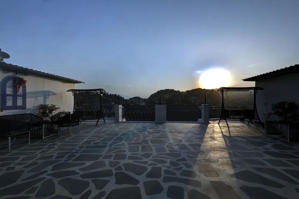 A Santorini Home - By Le Rêve