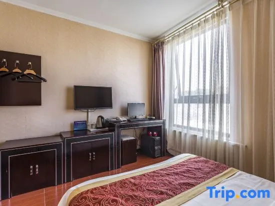 Deluxe Double room (full double bed)