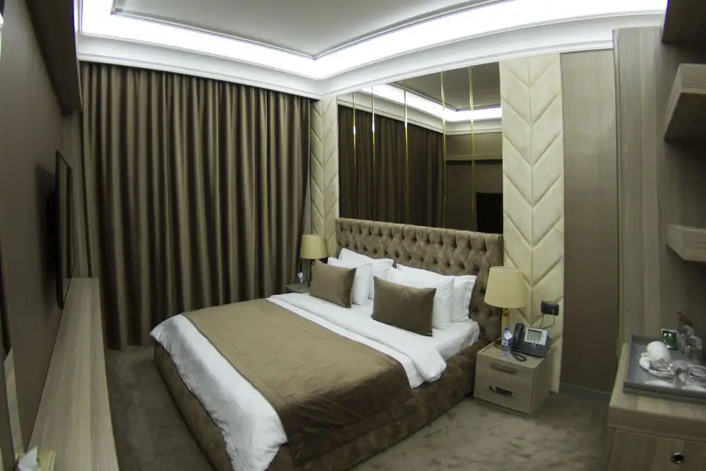 Двухместный номер Comfort с видом на город двуспальная кровать в HOME BOUTİQUE HOTEL