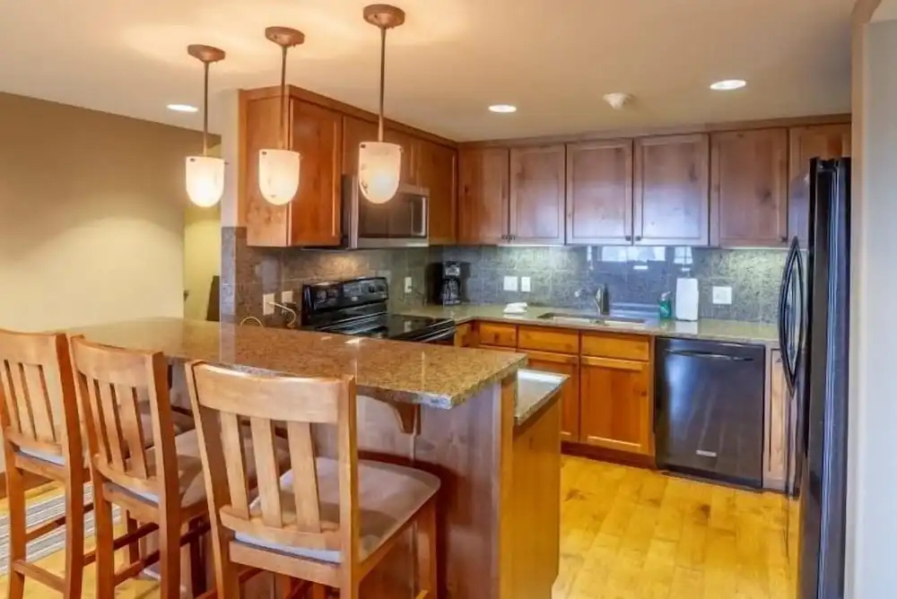 2 Bedrooms Deluxe Quadruple Apartment