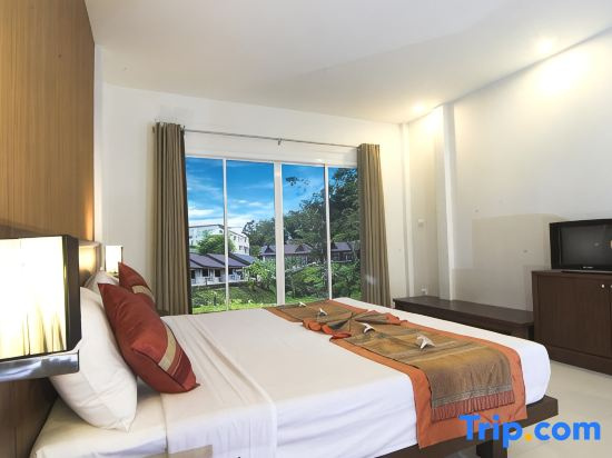 Deluxe room with garden view