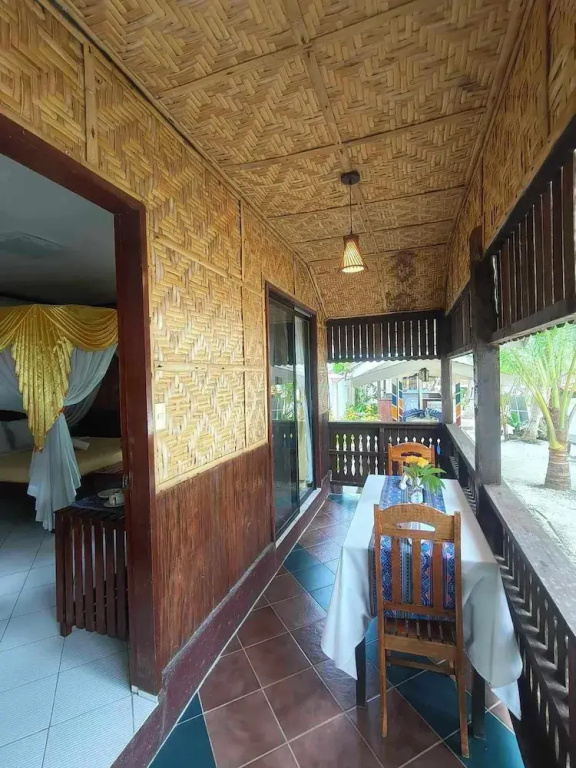 Hof Gorei Beach Resort - Chambres