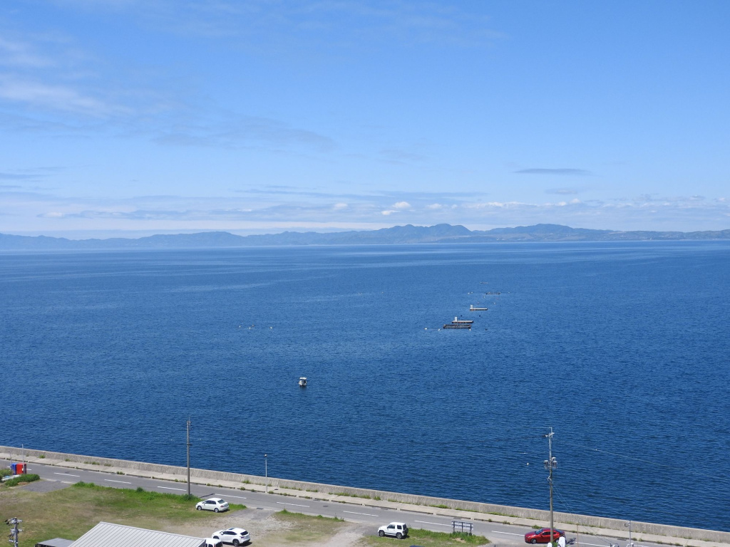 Beach & Waterfront