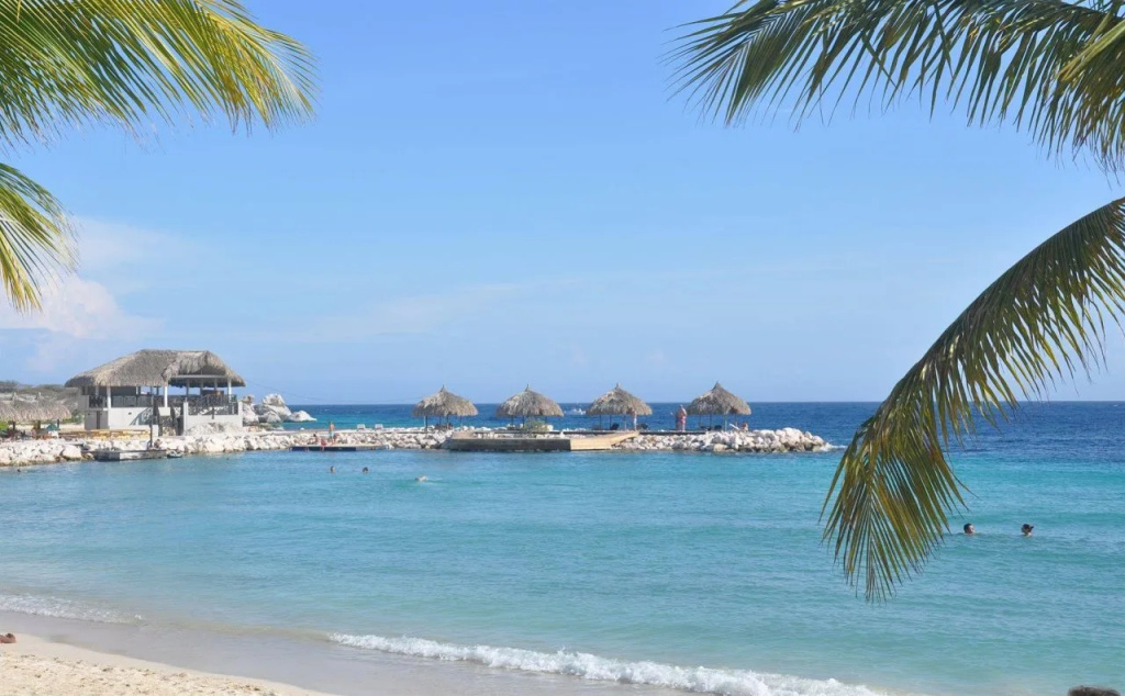 Beach & Waterfront