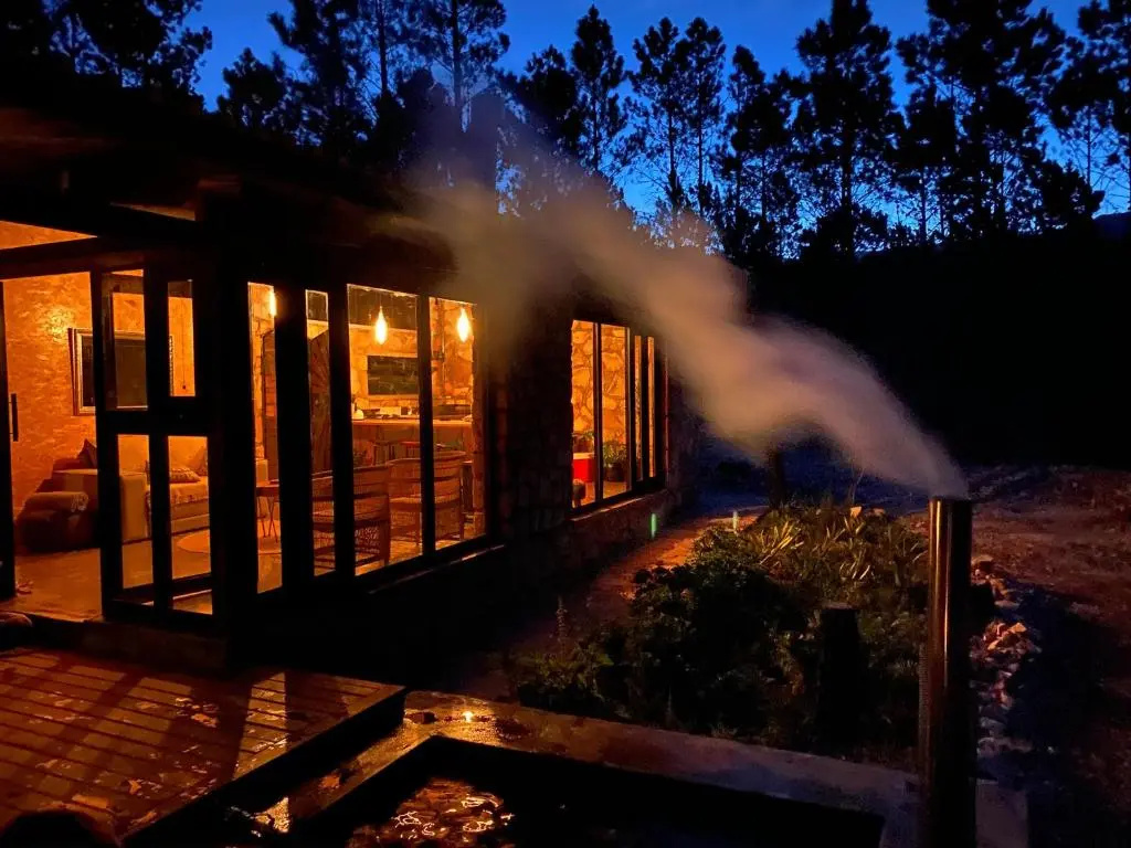 2 Bedrooms Chalet