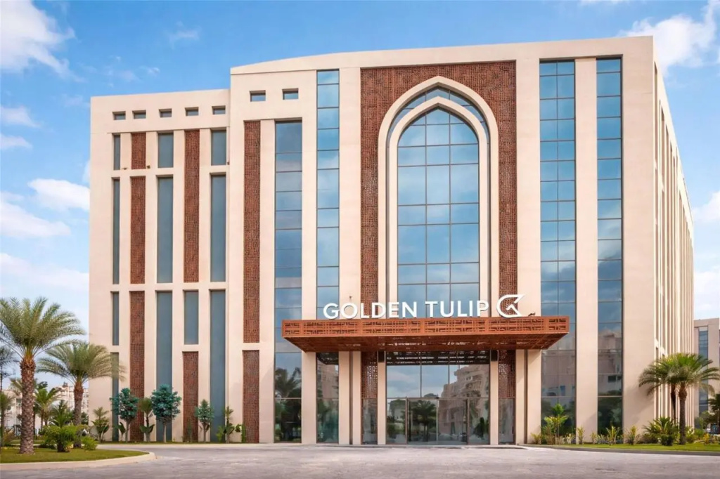 Golden Tulip Muscat The Village