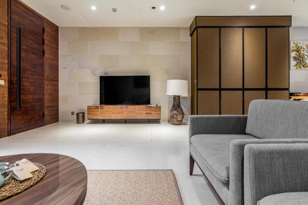 Luxury room