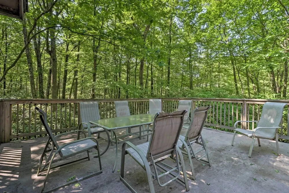 Walk to Lake Harmony: Cabin w/ Fire Pit & Decks!