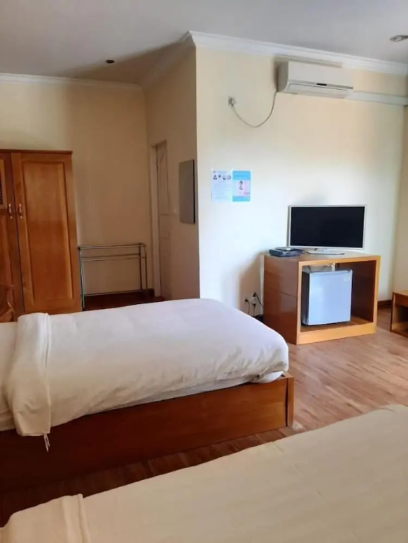 Superior Double Bungalow twin beds