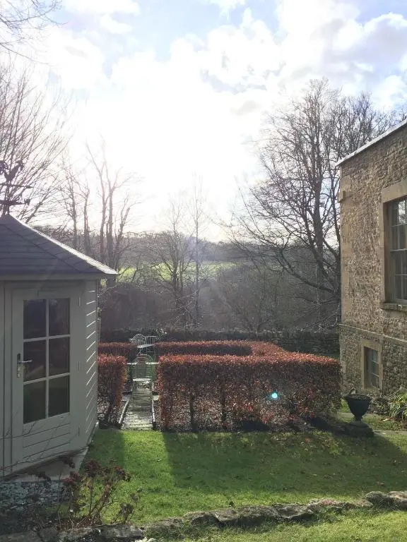 Snug at Combe Hay