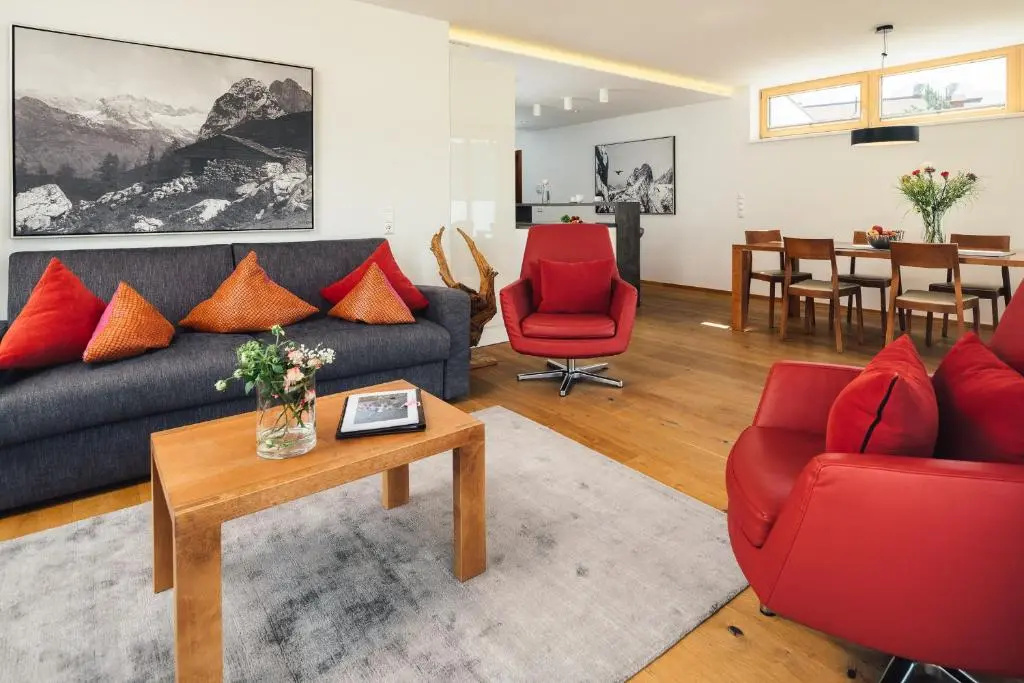Deluxe Apartment