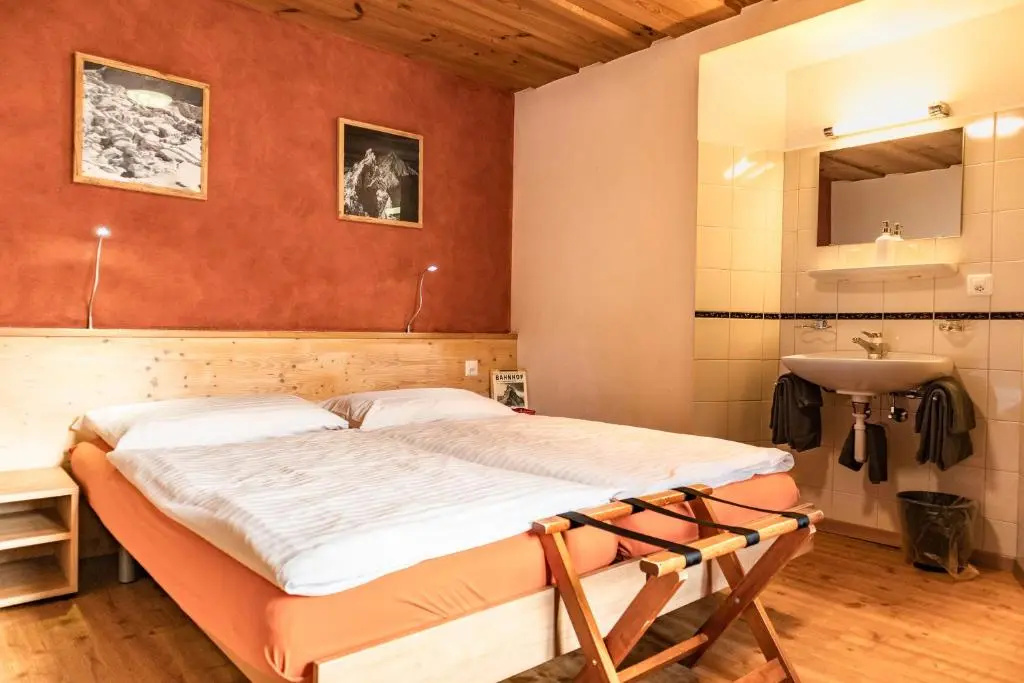 Standard Double room (full double bed)