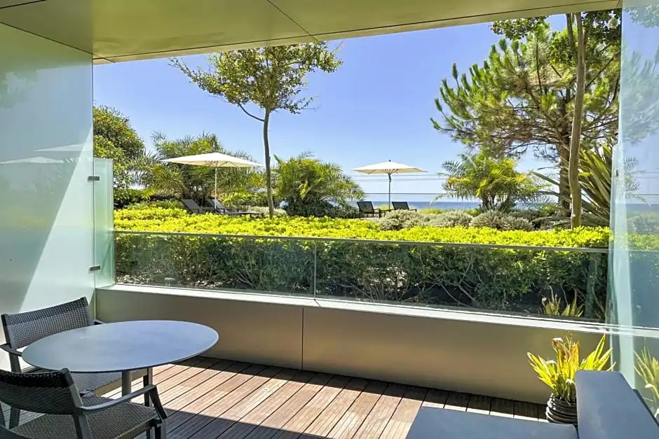 Classic room with garden view
