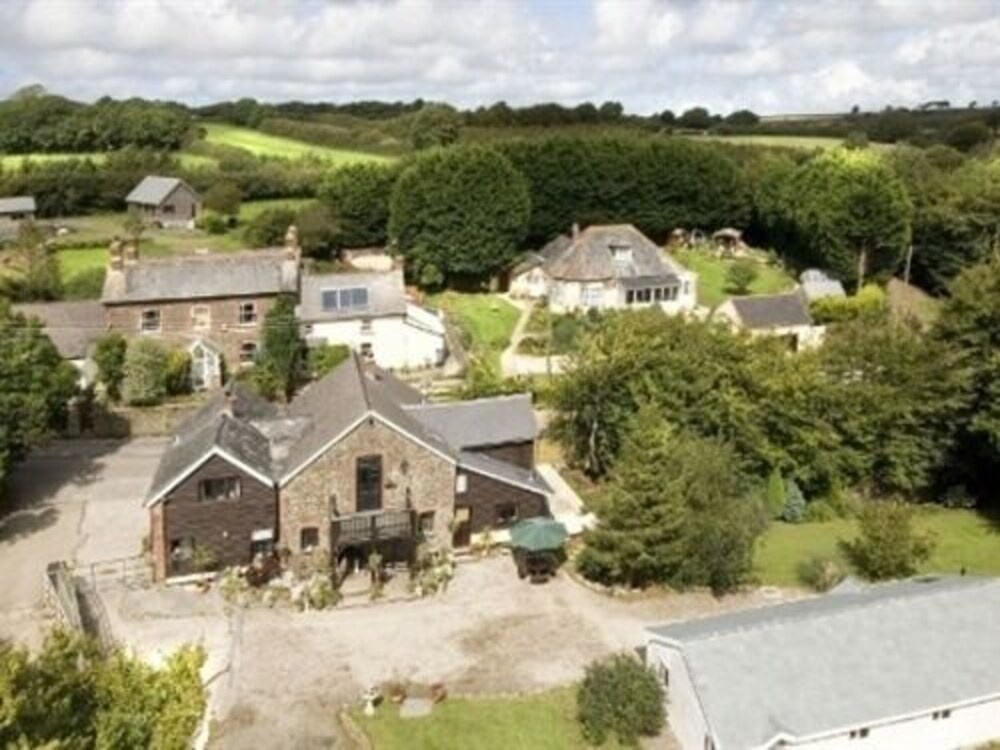 Lew Barn B&B