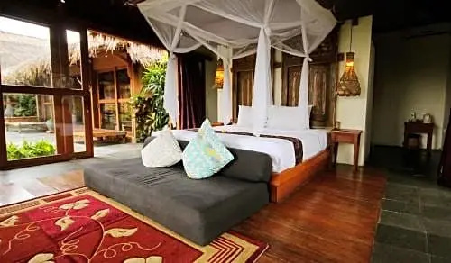 Standard Villa