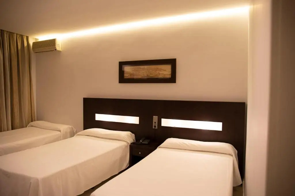 Hotel El Mesón - Chambres