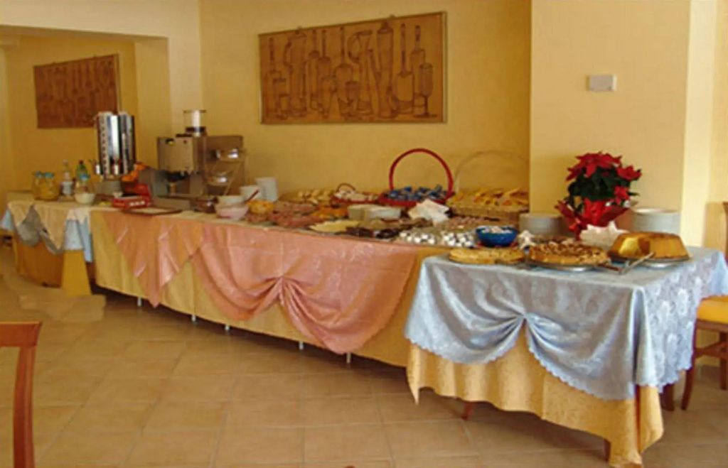 Hotel photo 13