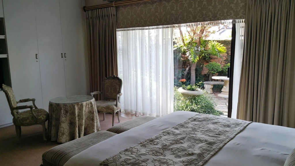 Royal Ridge Guest House - фото 9