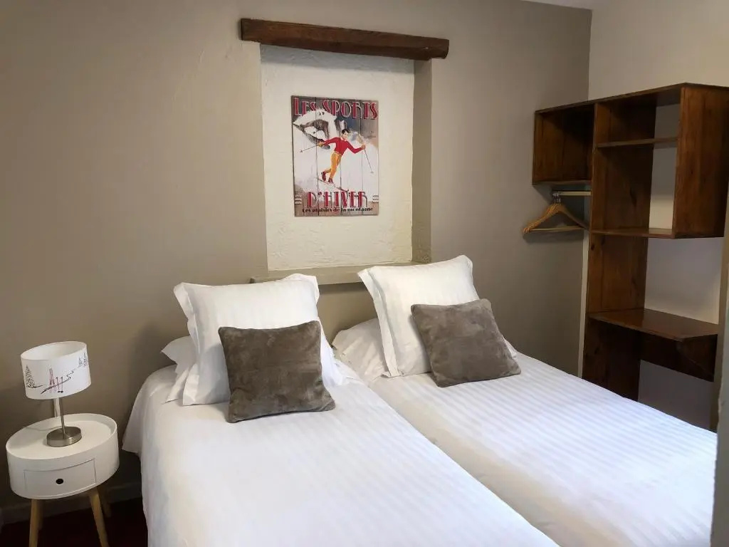 Economy Double room (full double bed)