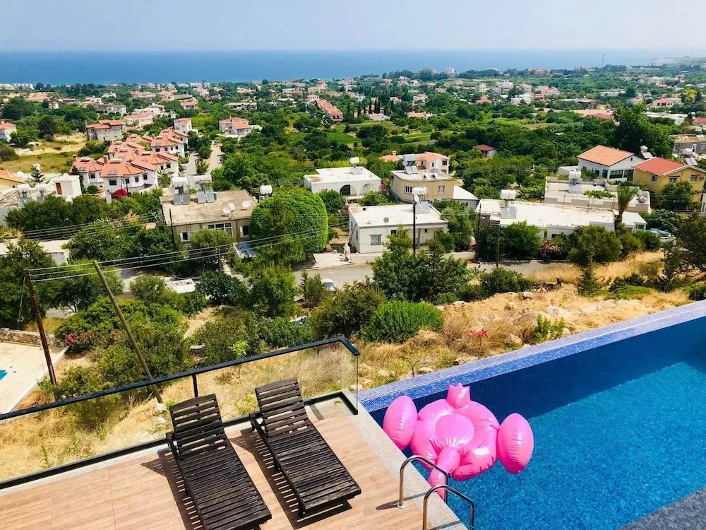 Ultra Lux Sea View Villa in Kyrenia