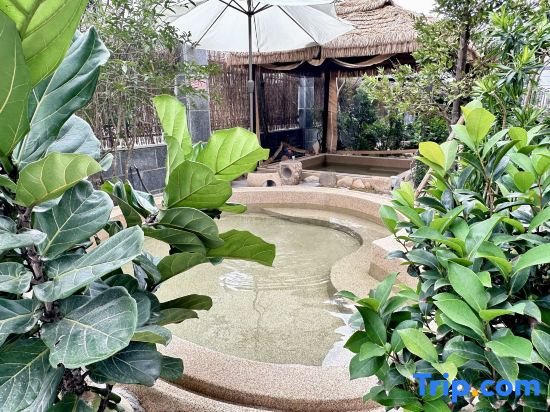 Yaoquansu Hot Spring Hotel