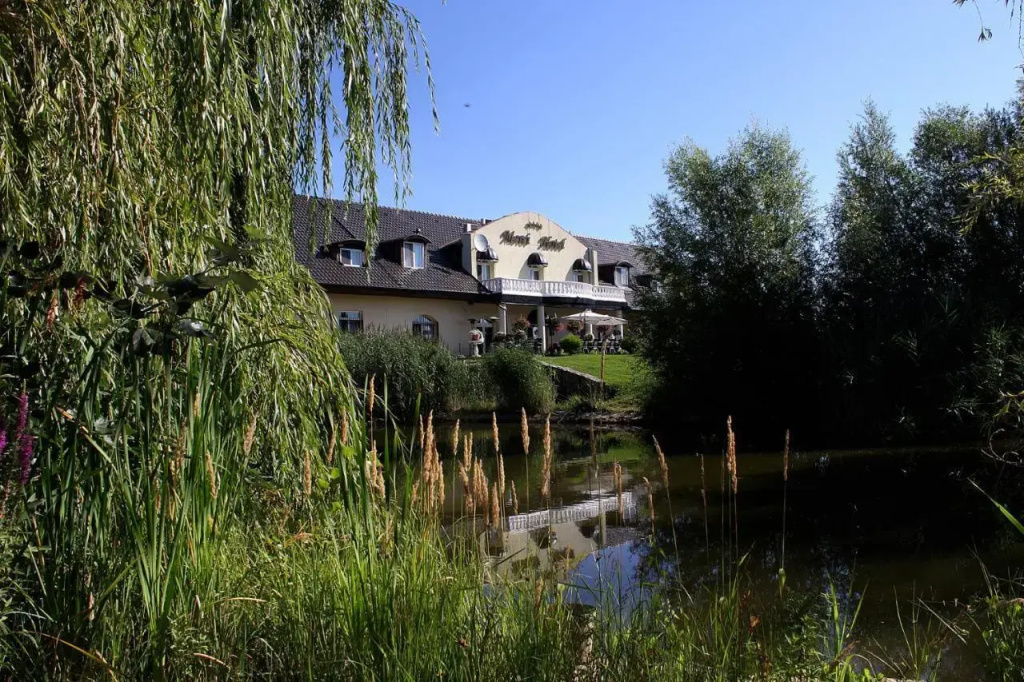 Merci Hotel