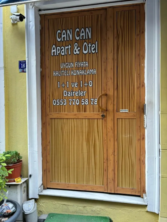 Can Can Apart