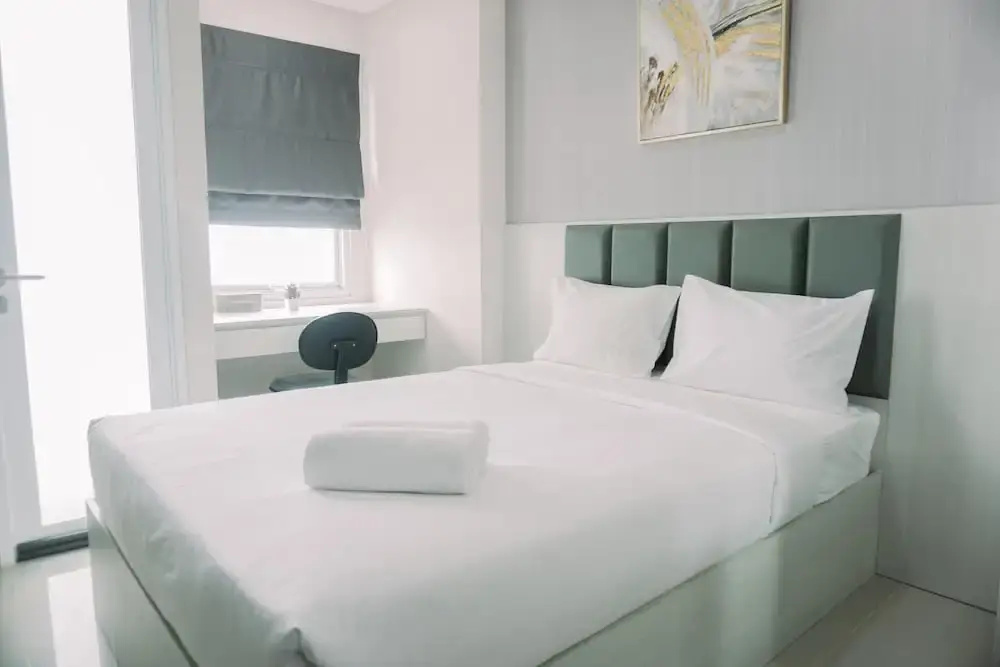 Nice and Elegant Studio Apartment at B Residence