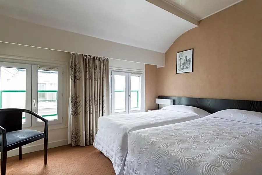 Superior Double room (twin beds)