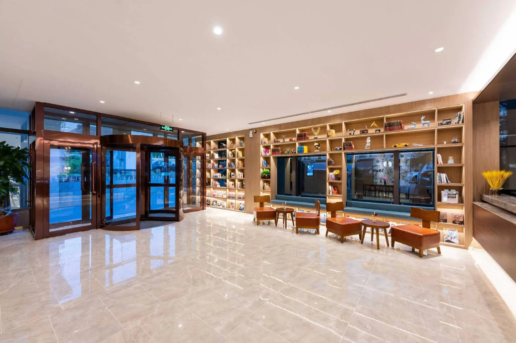 Hotel photo 12