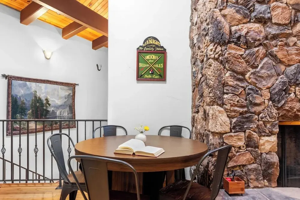 The Fairway Hideaway by Avantstay Game Room, Outdoor Dining & Near Lake Arrowhead