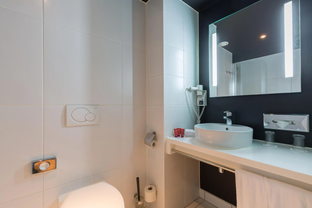 Leonardo Hotel Almere City Center - Général