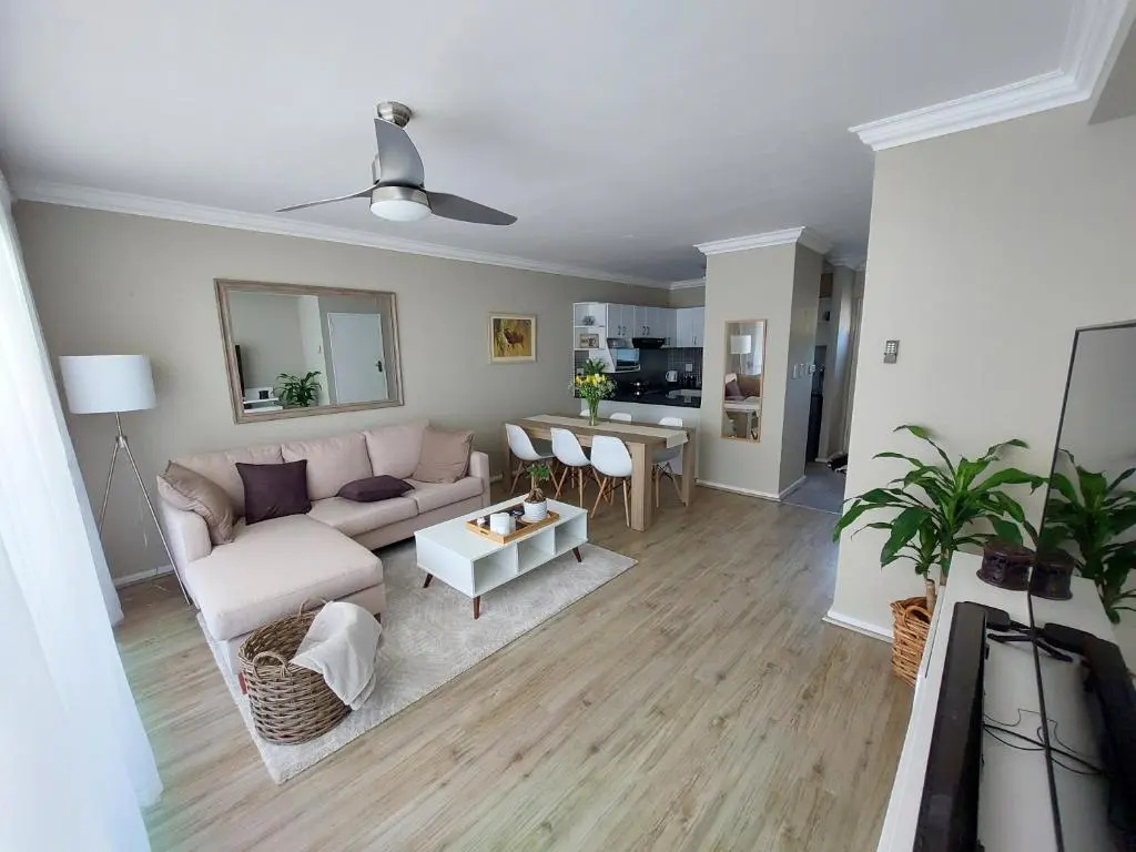 2 Bedrooms Cottage