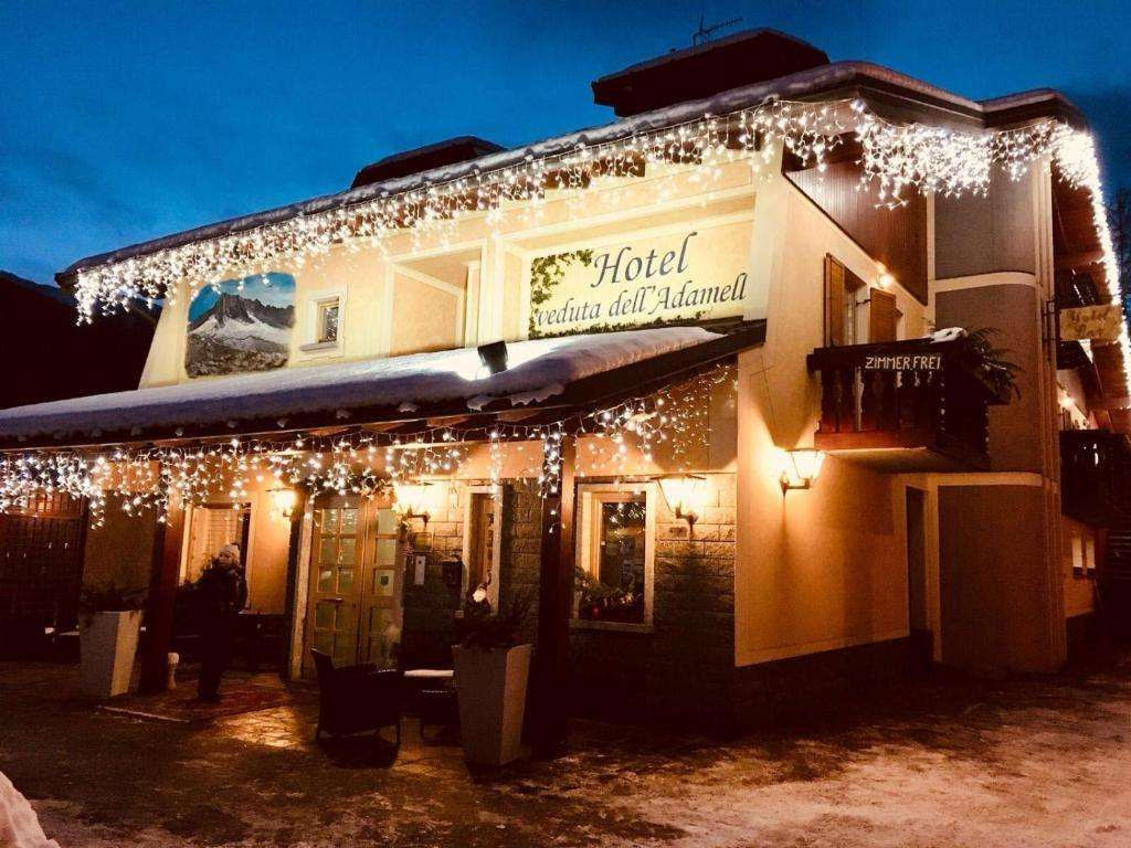 Hotel Veduta dell'Adamello