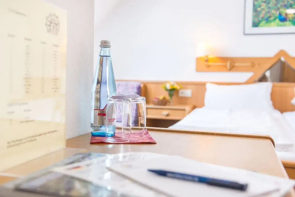 Hotel Pfauen - Chambres