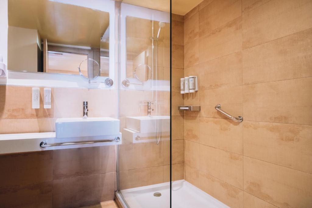 Iberostar Waves Pinos Park Hotel - Chambres
